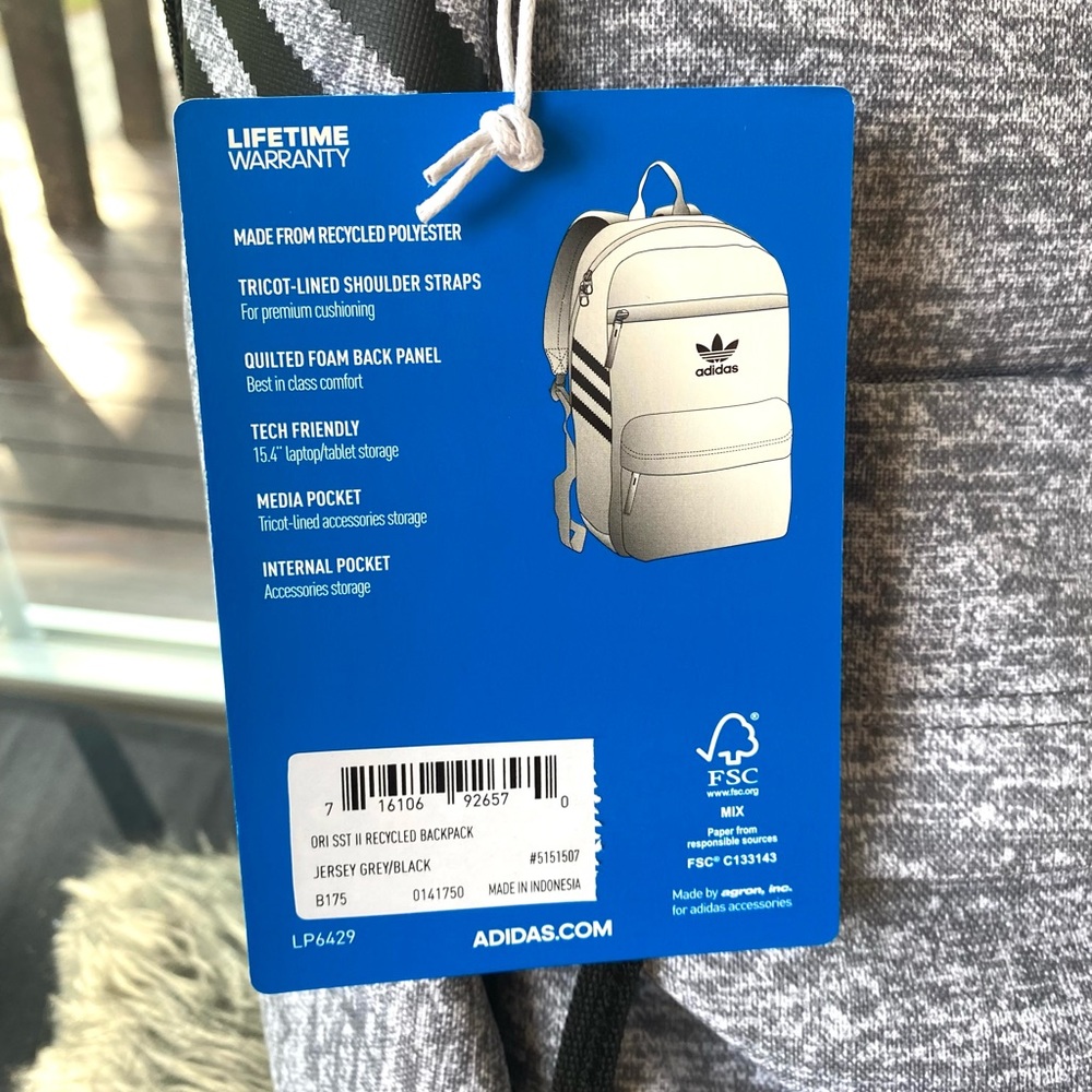 NWT Adidas Originals backpack w/ laptop slot - Picture 4 of 5